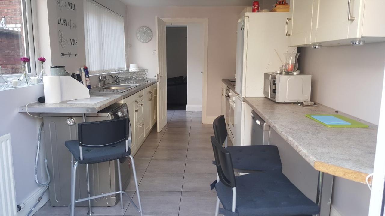 Michaels Place Bed and Breakfast Belfast Buitenkant foto