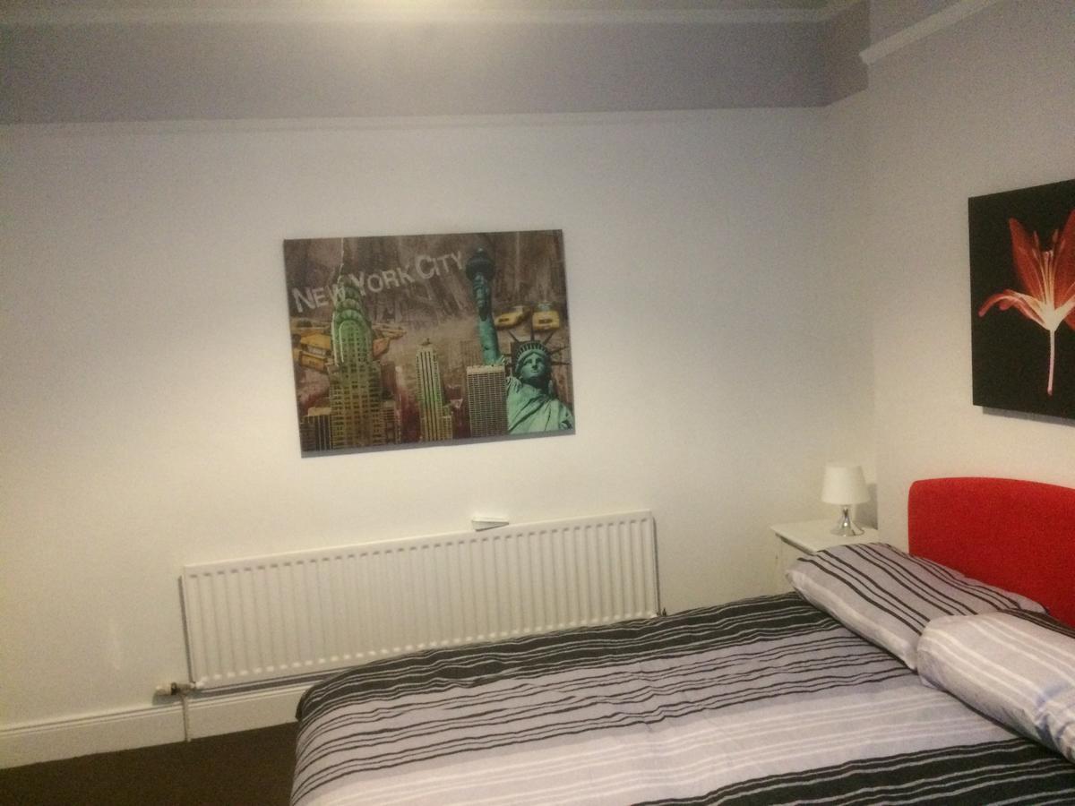 Michaels Place Bed and Breakfast Belfast Buitenkant foto