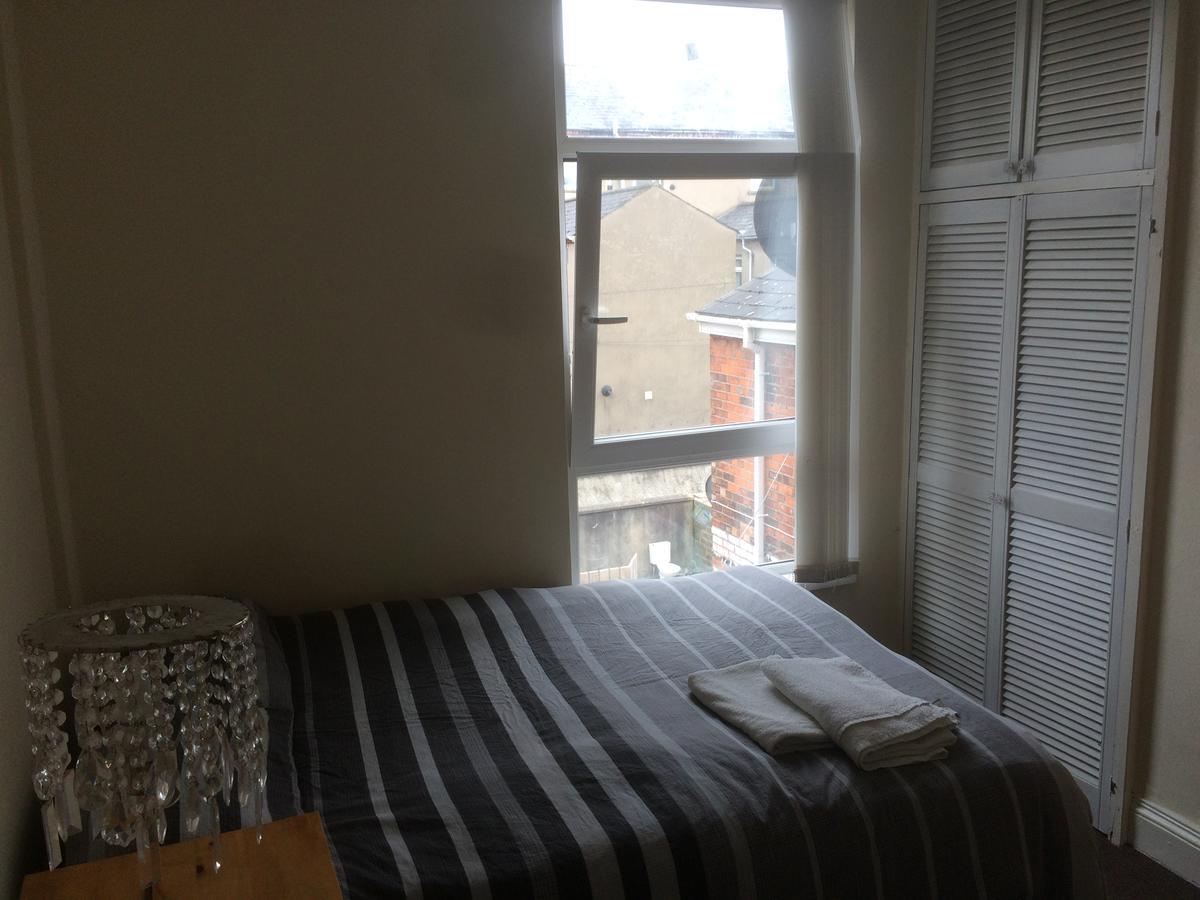 Michaels Place Bed and Breakfast Belfast Buitenkant foto